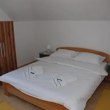 Simic Srebrno Jezero