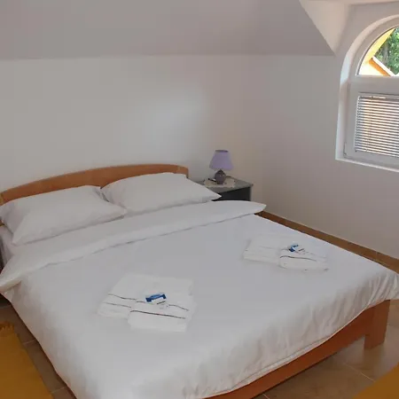 Apartment Simic Srebrno Jezero Ostrovo