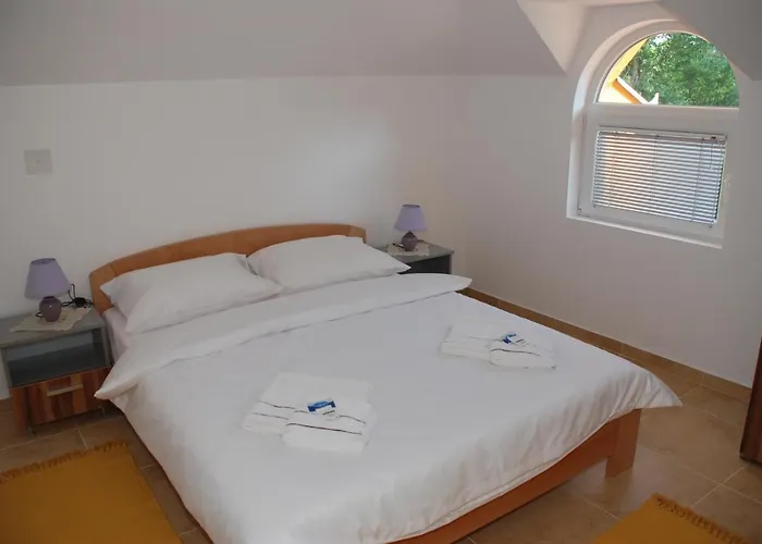 아파트 Simic Srebrno Jezero Ostrovo